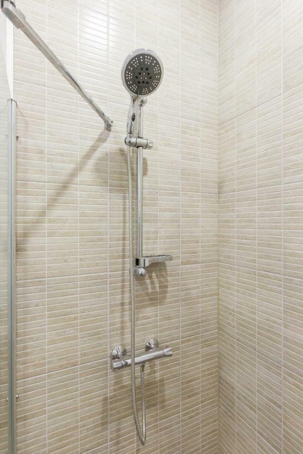 City Chic 3 Bedroom Apartment Cluj Napoca Bagian luar foto